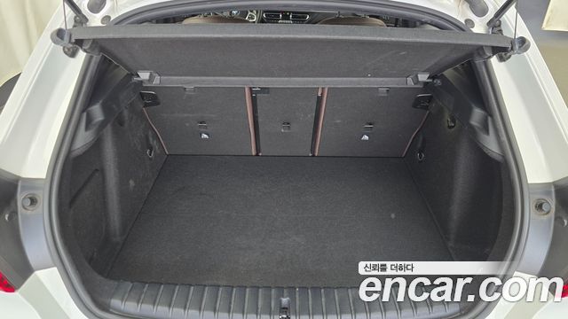 BMW 1-Series 2021 — photo 20