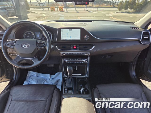 Hyundai Grandeur 2018 — photo 10