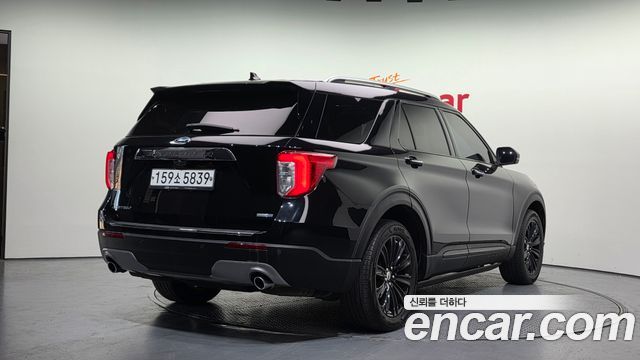 Ford Explorer 2020 — photo 2