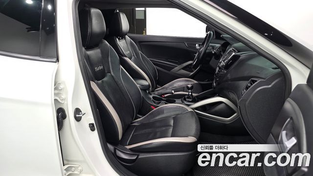 Hyundai Veloster 2013 — photo 10