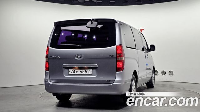 Hyundai Starex 2013 — photo 4