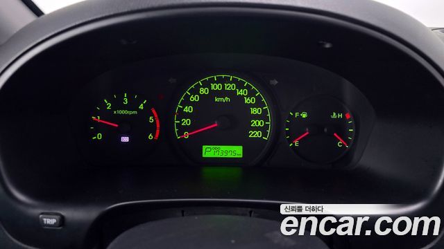 Hyundai Starex 2013 — photo 8