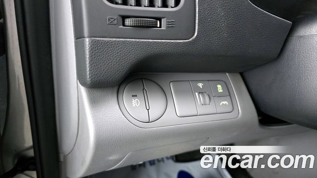 Hyundai Starex 2013 — photo 14