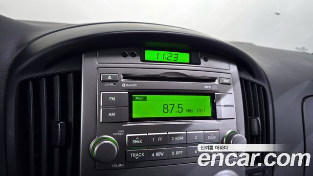 Hyundai Starex 2013 — photo 17
