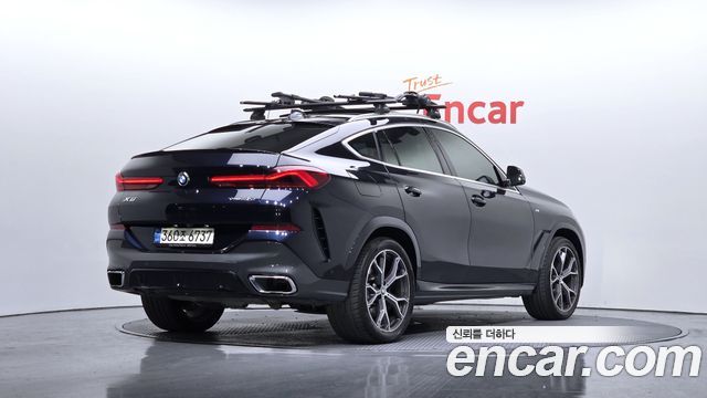 BMW X6 2021 — photo 2