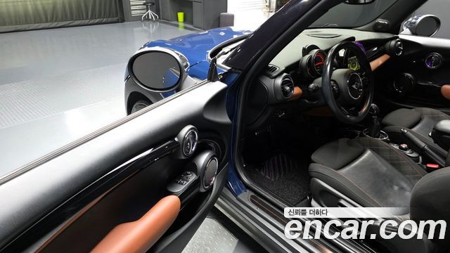 Mini Cooper 2017 — photo 11