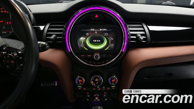 Mini Cooper 2017 — photo 14