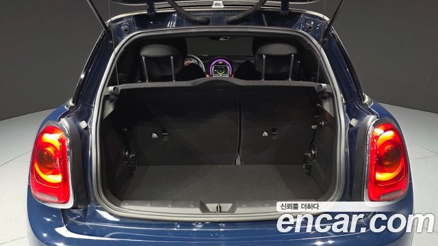 Mini Cooper 2017 — photo 19