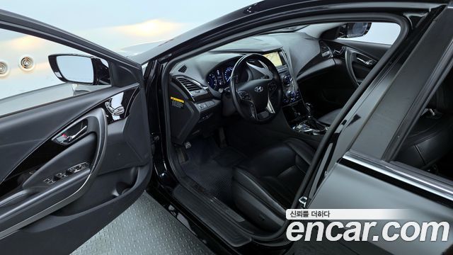 Hyundai Grandeur 2011 — photo 11