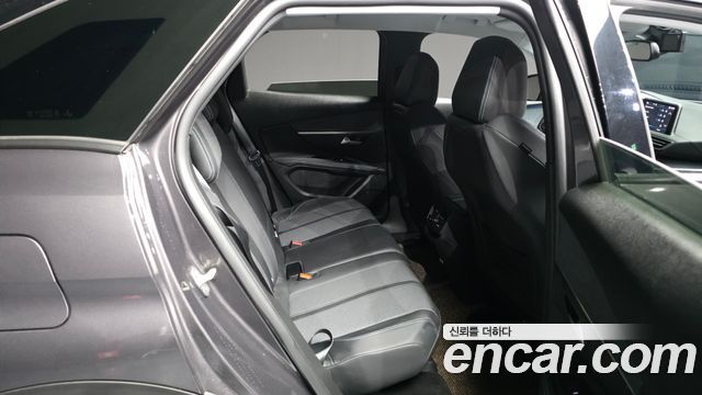 Peugeot 3008 2022 — photo 12