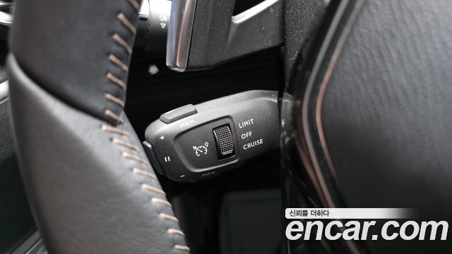 Peugeot 3008 2022 — photo 18
