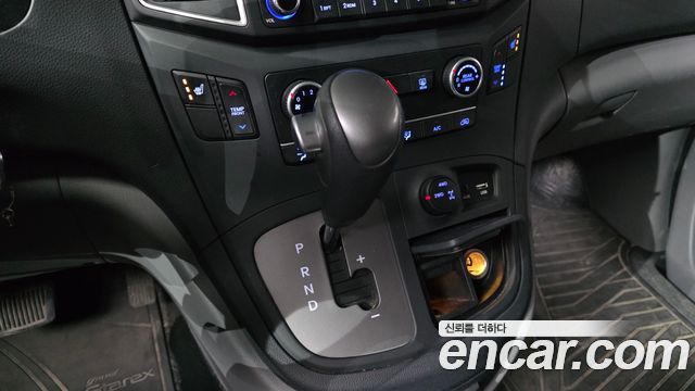 Hyundai Starex 2020 — photo 9