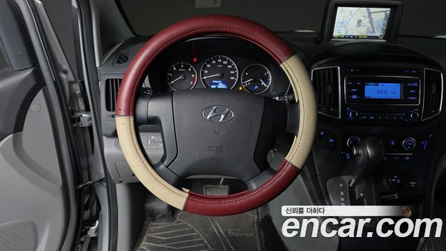 Hyundai Starex 2020 — photo 13