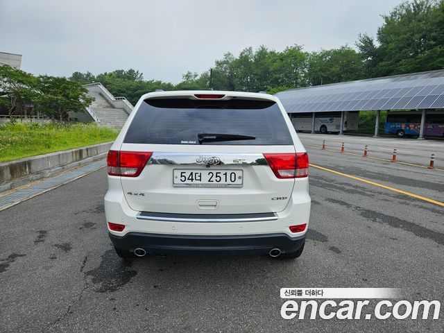 Jeep Cherokee 2012 — photo 6