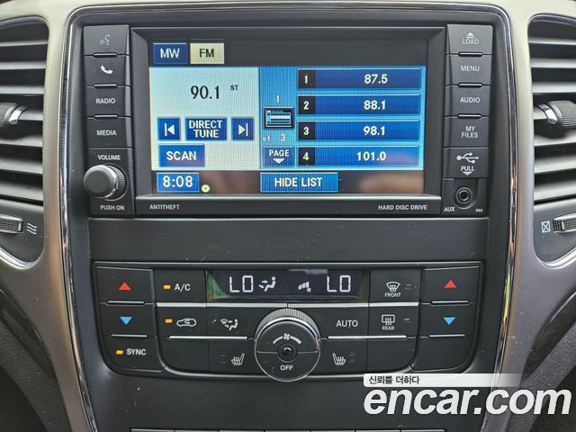 Jeep Cherokee 2012 — photo 11