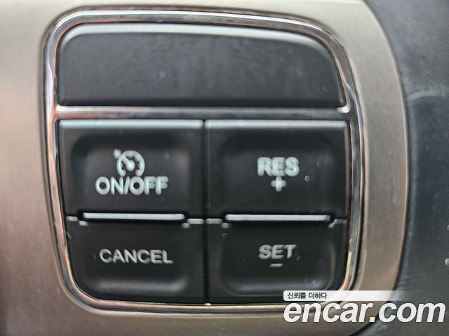 Jeep Cherokee 2012 — photo 13
