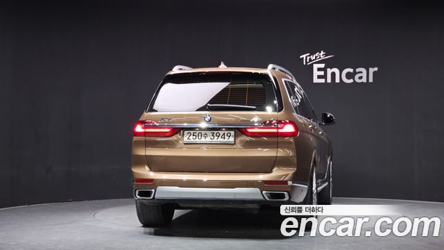 BMW X7 2020 — photo 4