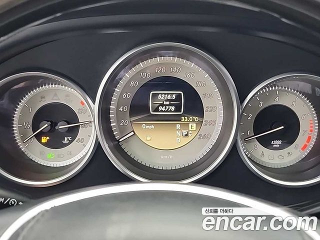 Mercedes-Benz CLS-Class 2012 — photo 6