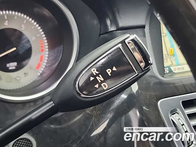 Mercedes-Benz CLS-Class 2012 — photo 8