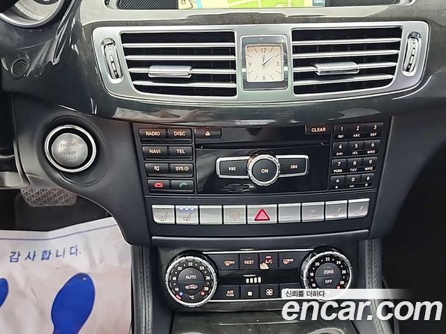 Mercedes-Benz CLS-Class 2012 — photo 10