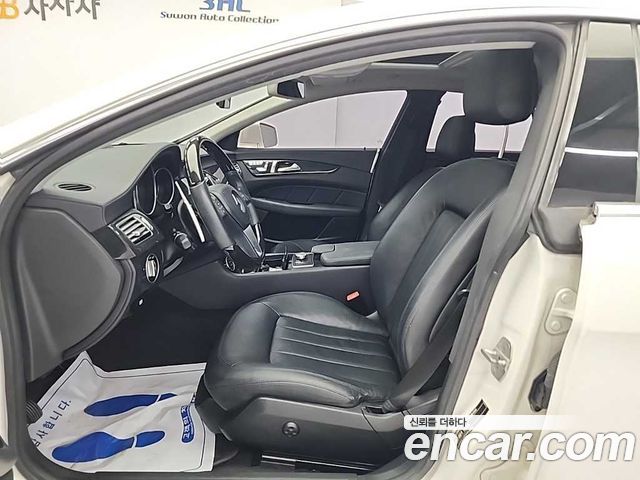 Mercedes-Benz CLS-Class 2012 — photo 11