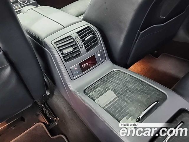 Mercedes-Benz CLS-Class 2012 — photo 13
