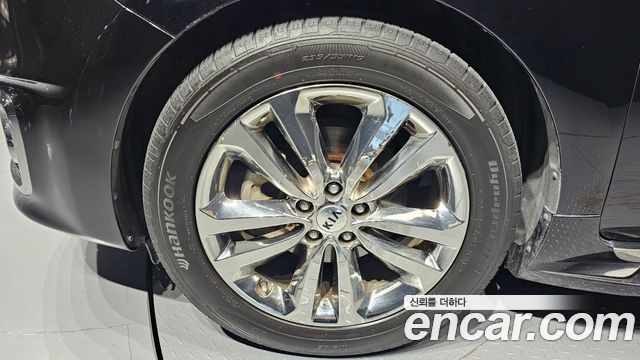 Kia Canival 2016 — photo 5