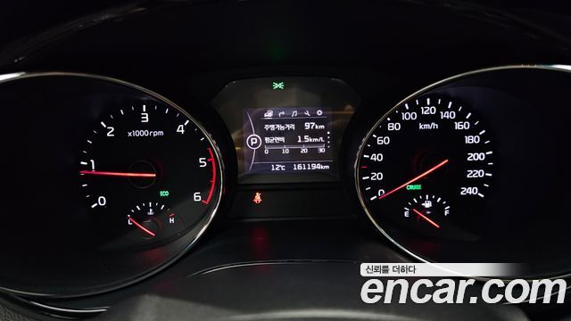 Kia Canival 2016 — photo 8