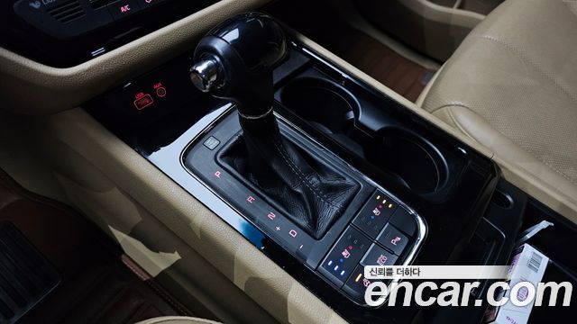 Kia Canival 2016 — photo 9