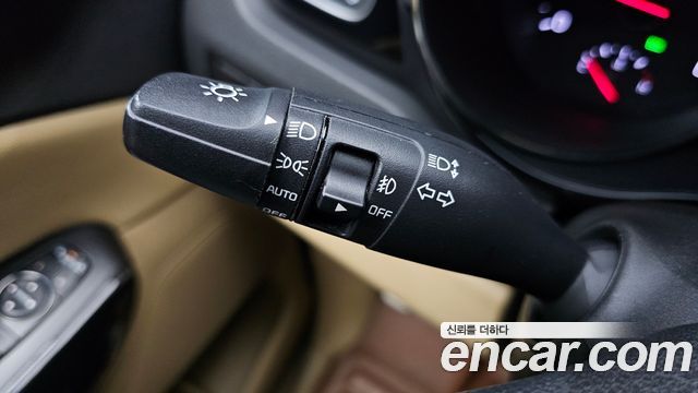 Kia Canival 2016 — photo 17