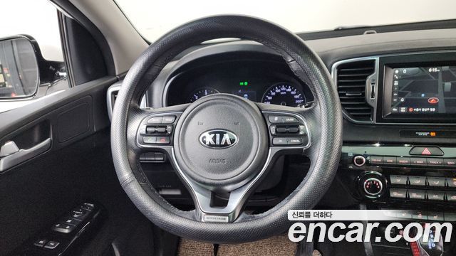Kia Sportage 2016 — photo 13
