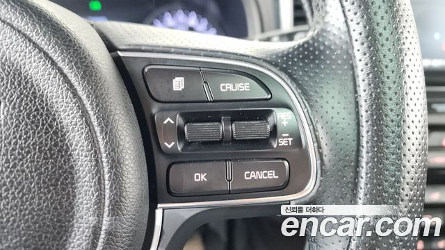 Kia Sportage 2016 — photo 14