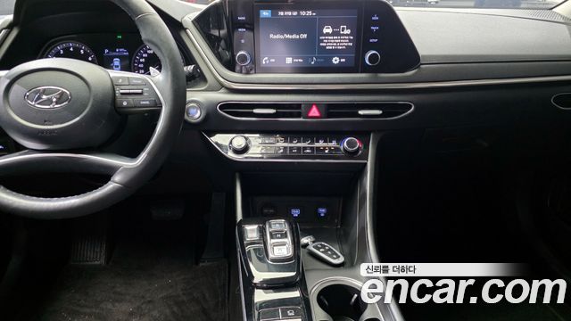 Hyundai Sonata 2021 — photo 20