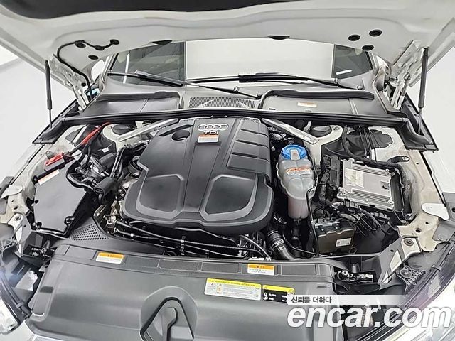 Audi A4 2018 — photo 5