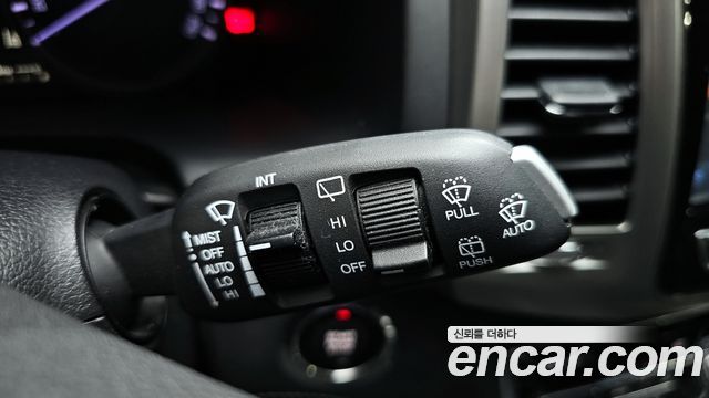KG Mobility Rexton 2018 — photo 16