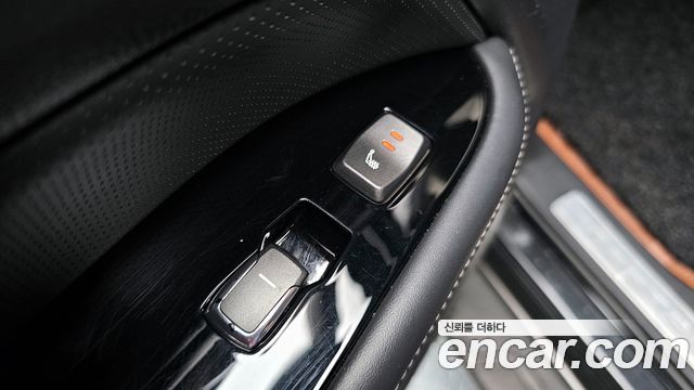 KG Mobility Rexton 2018 — photo 17