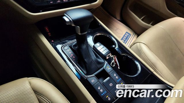 Kia Canival 2020 — photo 9