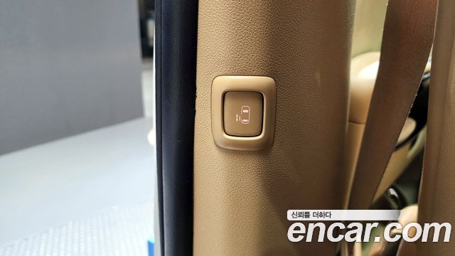 Kia Canival 2020 — photo 17