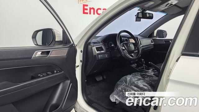 KG Mobility Rexton 2018 — photo 10