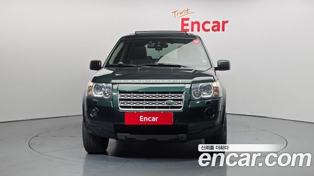 Land Rover Freelander 2010 — photo 3