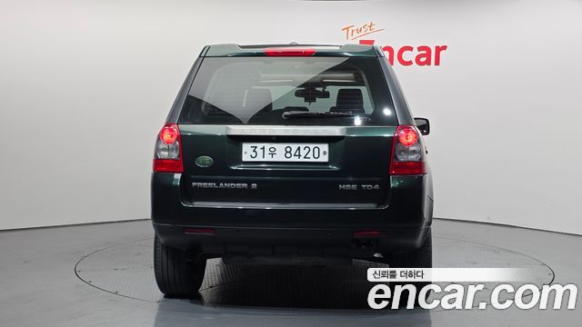 Land Rover Freelander 2010 — photo 4
