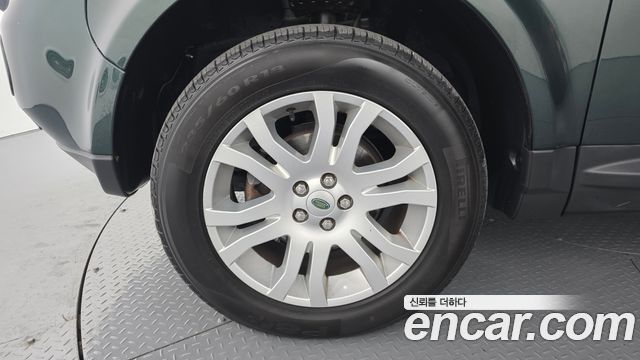 Land Rover Freelander 2010 — photo 5