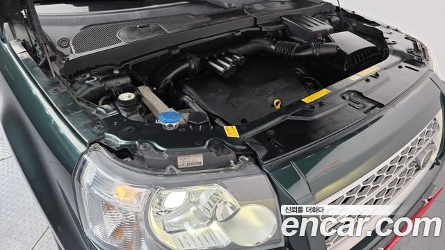 Land Rover Freelander 2010 — photo 6