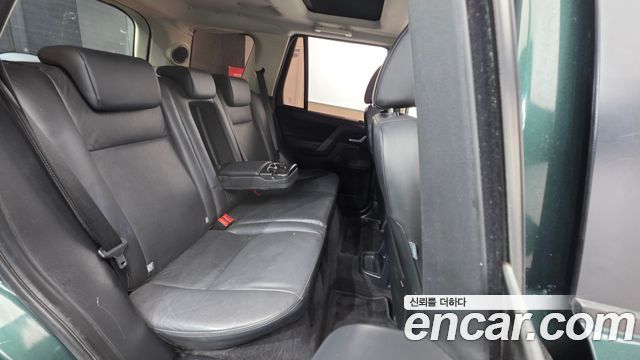 Land Rover Freelander 2010 — photo 19
