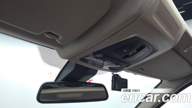 BMW 5-Series 2016 — photo 17