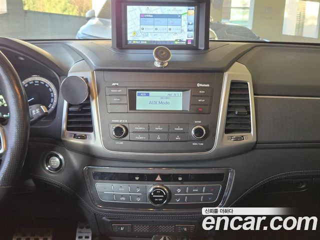 KG Mobility Rexton 2019 — photo 11
