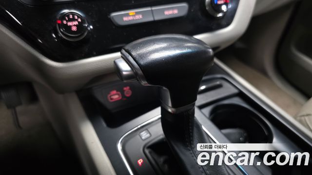 Kia Canival 2018 — photo 9