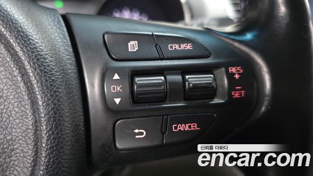 Kia Canival 2018 — photo 17