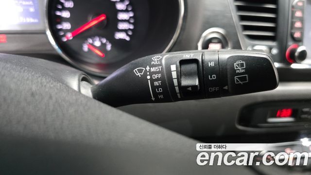Kia Canival 2018 — photo 18