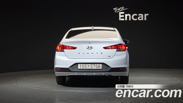 Hyundai AVANTE 2020 — photo 4